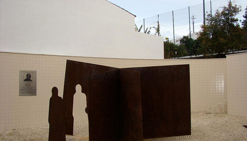 Monumento Padre António de Figueiredo