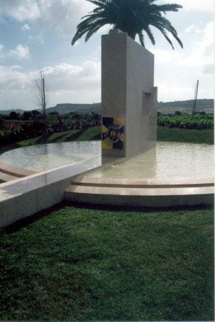 Monumento ao Poder Local Democrático