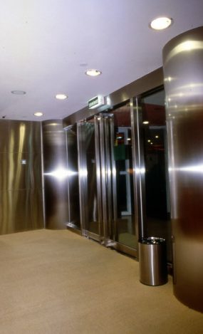 Banco Comercial de Macau - Private Banking